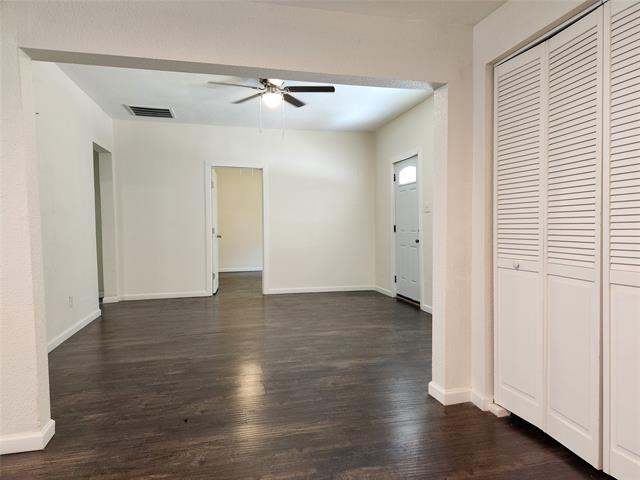 Photo - 2545 Metropolitan Ave