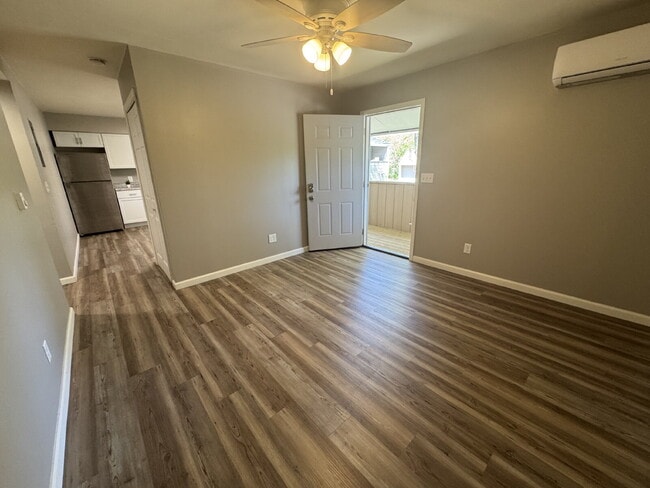 Photo - “Brand New Feel!” — Freshly Renovated 1 Bed with Modern Finishes Unit Apt B