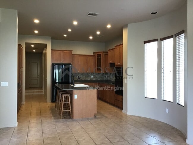 Photo - 1834 E Latona Rd