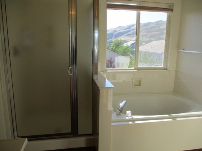 Photo - Northwest Suburban  Beauty