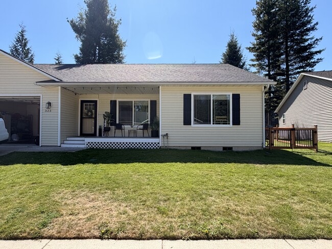 Photo - 323 Huppert Ln