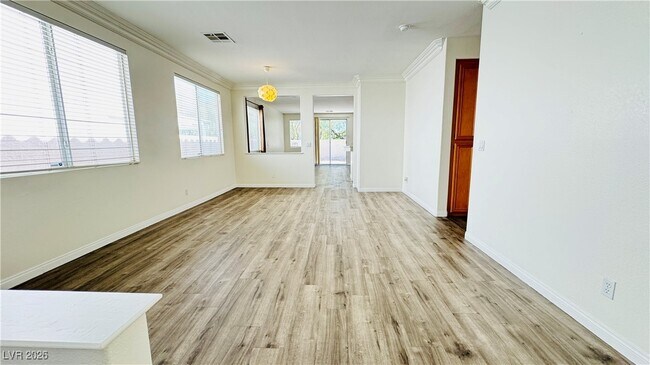 Photo - 2278 Surrey Meadows Ave