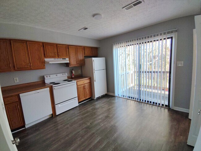 Photo - 16 Duiguid Dr