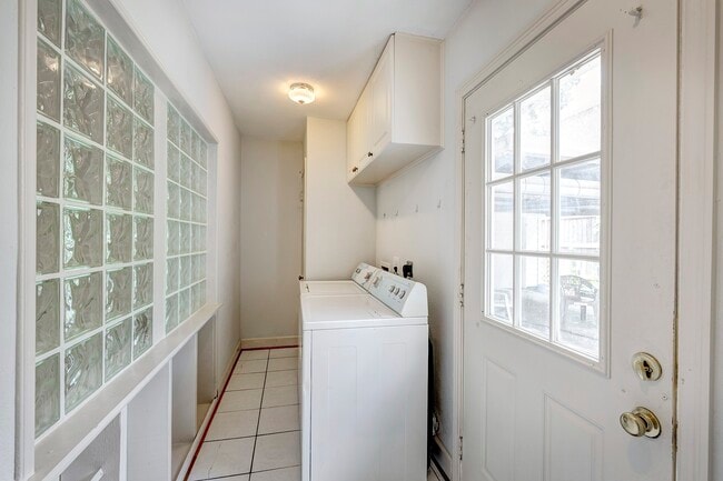 Building Photo - 4703 Braeburn Dr Rental
