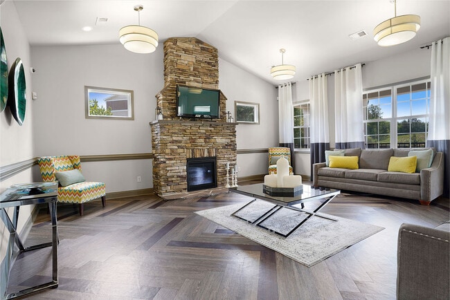 Reserve at Stone Hollow