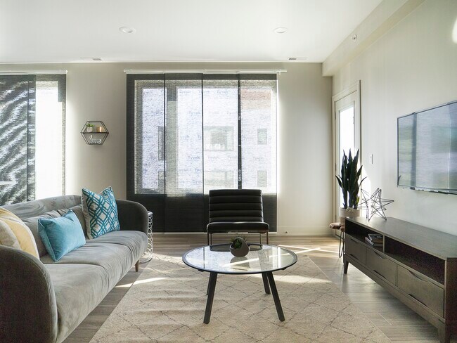 Living - HIGHPOINT Downers Grove on Rogers