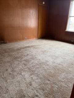 Photo - 857 Wales Rd NE