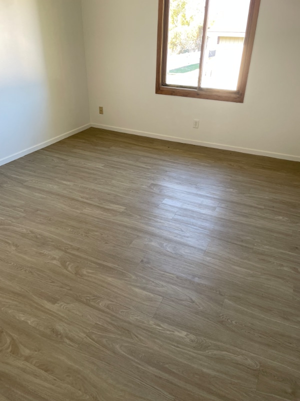 Photo - 2088 NW Hickory Ln