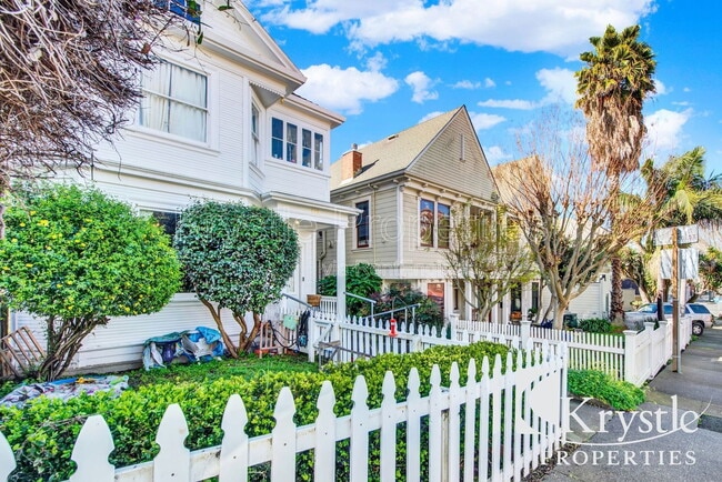 Photo - 519 Virginia St Unit B