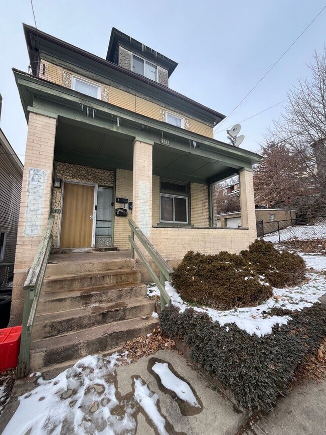 7543 Melrose St Unit 2nd Floor