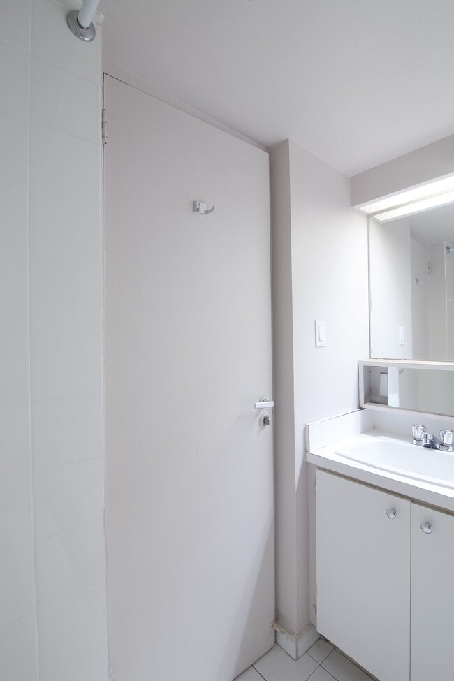 Photo - 1975 Maisonneuve Blvd W Unit 704