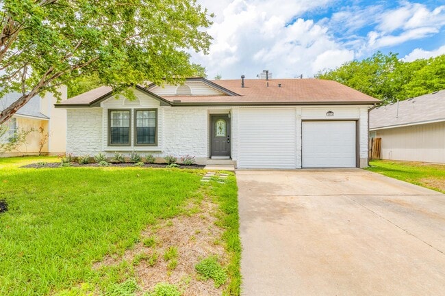 Photo - 2014 Balsam Way House