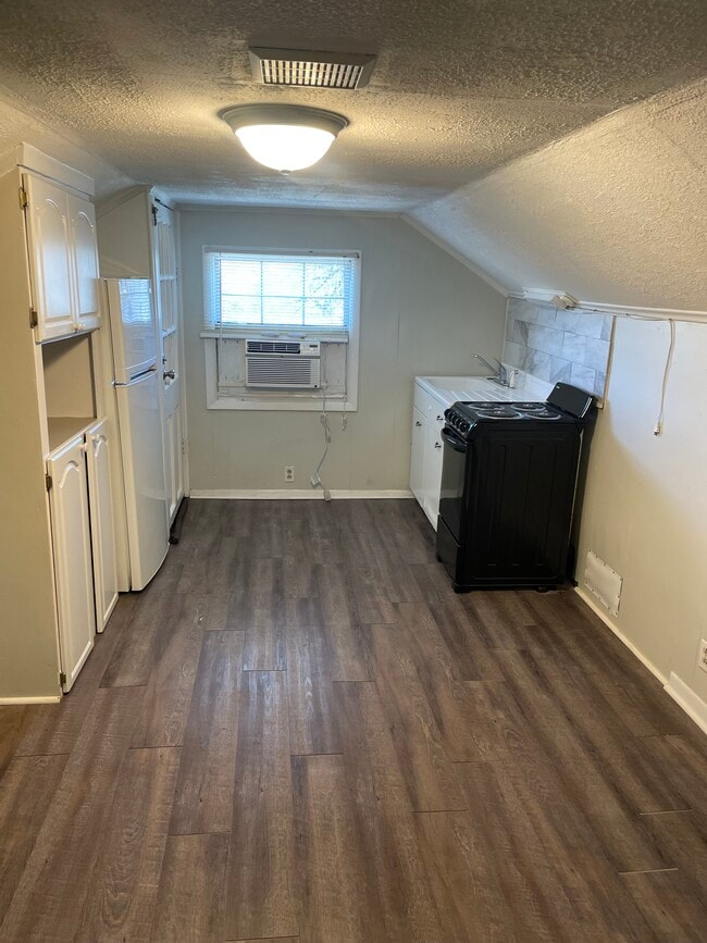 Photo - 203 West Euclid Ave