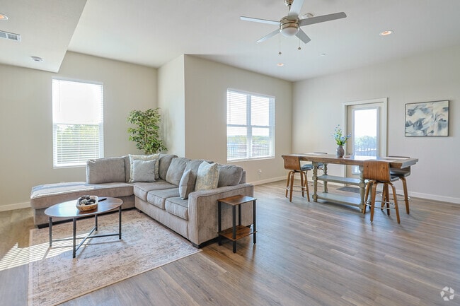 2BR, 1.5BA - 1,580SF - Living Area