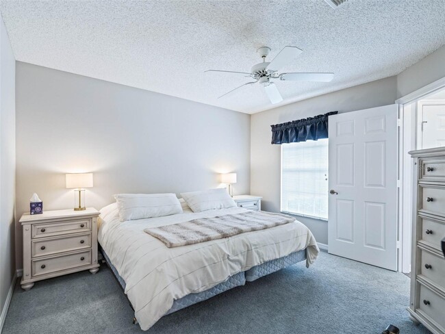 Photo - 901 San Benito Ln