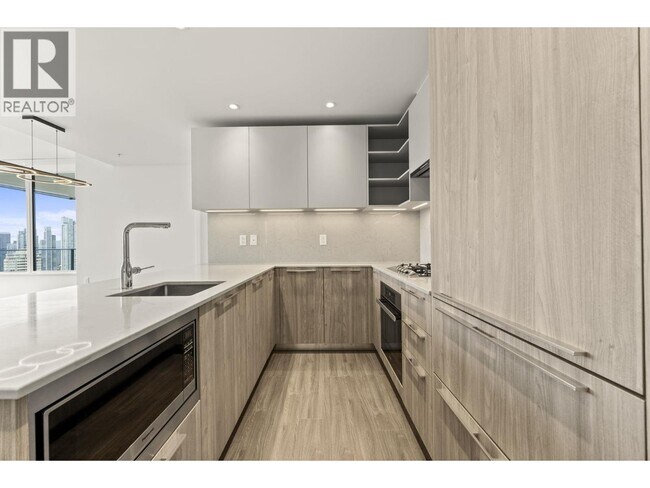 6699 Dunblane Ave Unit 2902