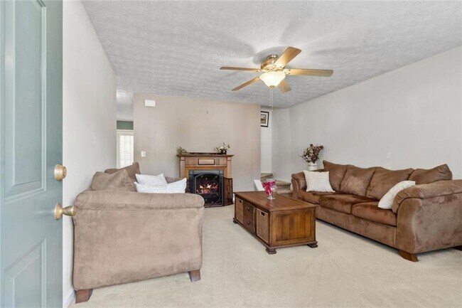 Photo - 436 Shenandoah Ct