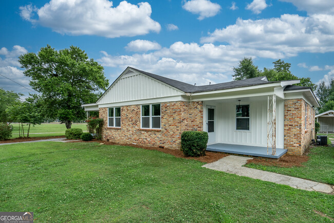 Photo - 175 E Main St Townhome