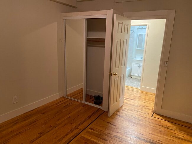 Photo - Regent Darien Apartments LLC.