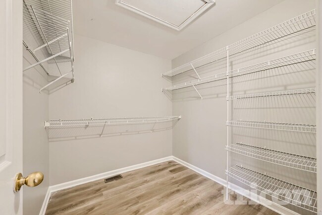 Photo - 4633 Sherwood Mills Rd