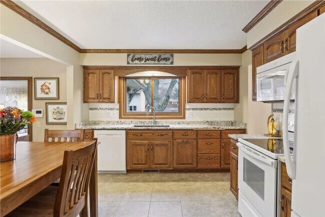 Photo - Charming 3-bedroom, 2-bathroom home located in the heart of Woodbury