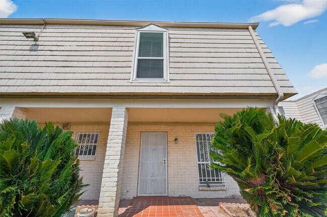 Photo - 6201 Ranchester Dr Unit True