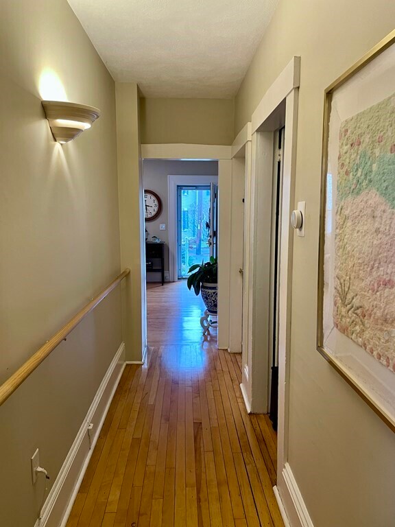 1 West St Apartment For Rent in Marblehead, MA