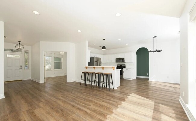 Photo - Well-maintained 3-bedroom, 2-bath home