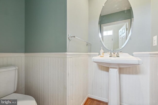 Photo - 2482 Jostaberry Way