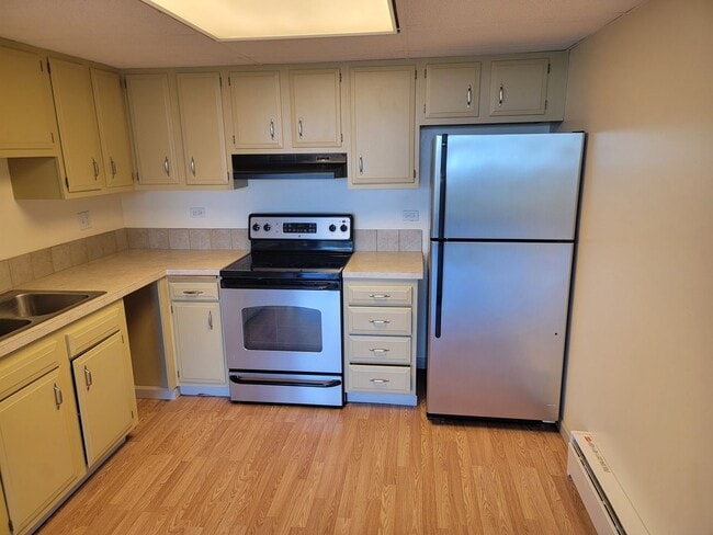 Photo - 1 Bedroom Condo In Secure Access Building ...