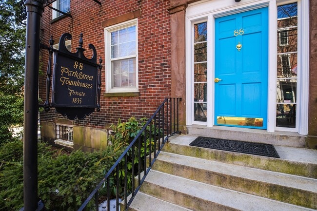 Photo - 88 Park St Unit 32