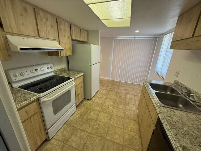 Photo - 22481 Westchester Blvd Unit B39