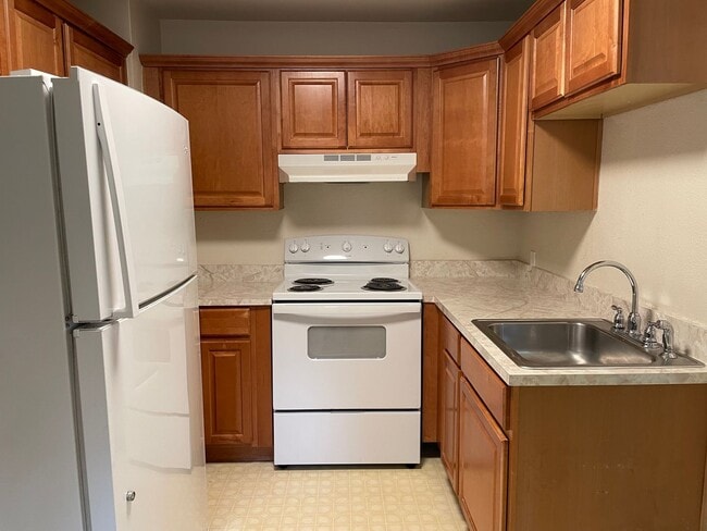 Photo - Cute Duplex Close to Shopping