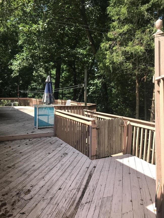 Photo - 2 Georjean Dr