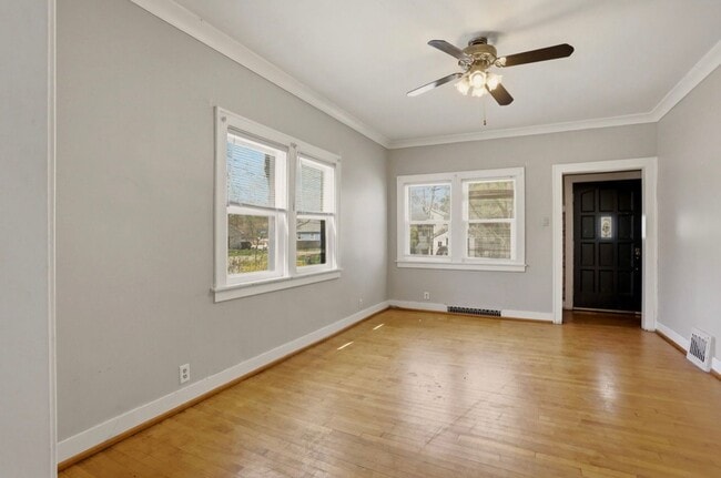 Photo - 916 S Webster St Unit 916 S Webster St