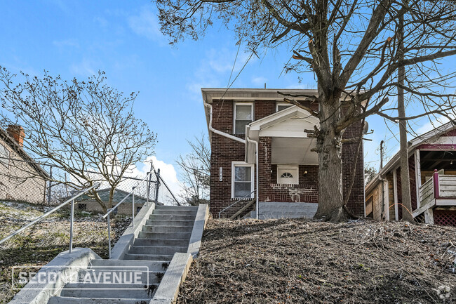 Building Photo - 1942 Laketon Rd Rental