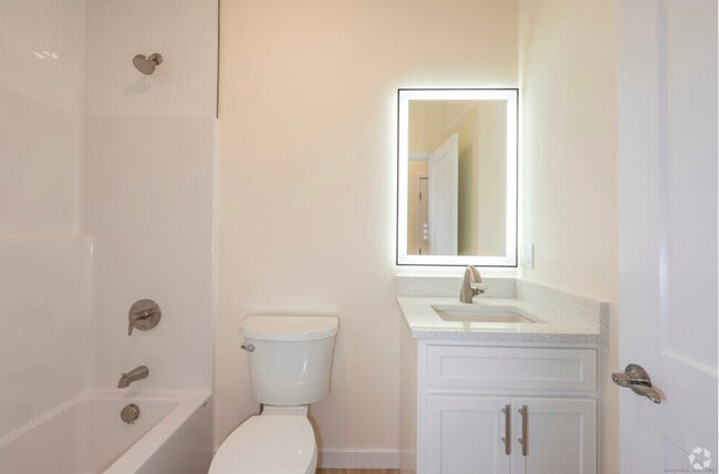 Photo - 141 Bridge St Unit Apt. B