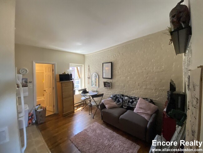 Photo - 886 Huntington Ave Unit 7
