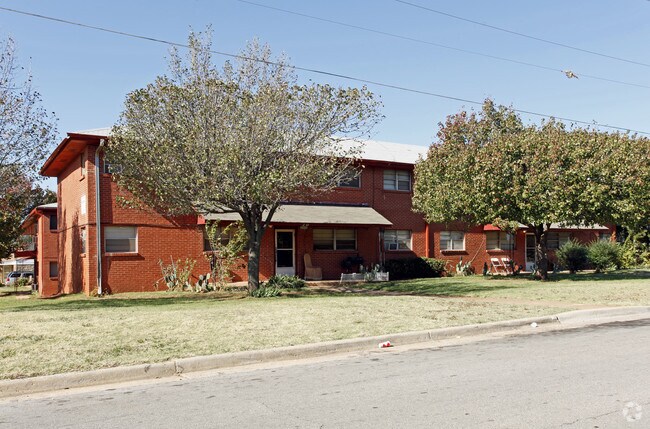 Photo - Capitol Estates Apartments