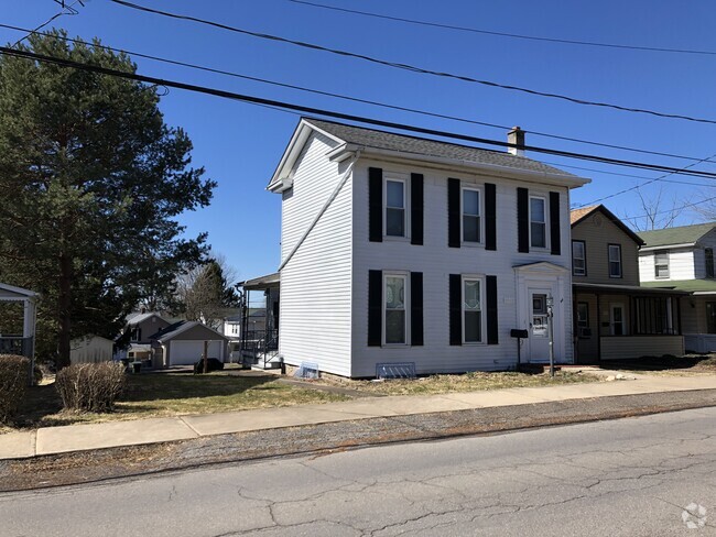 Building Photo - 1015 Cherry St Rental