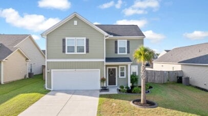 Spacious Two-story 4BR/2.5BA Home with Open Floor Plan & 2-Car Garage - Spacious Two-story 4BR/2.5BA Home with Open Floor Plan & 2-Car Garage