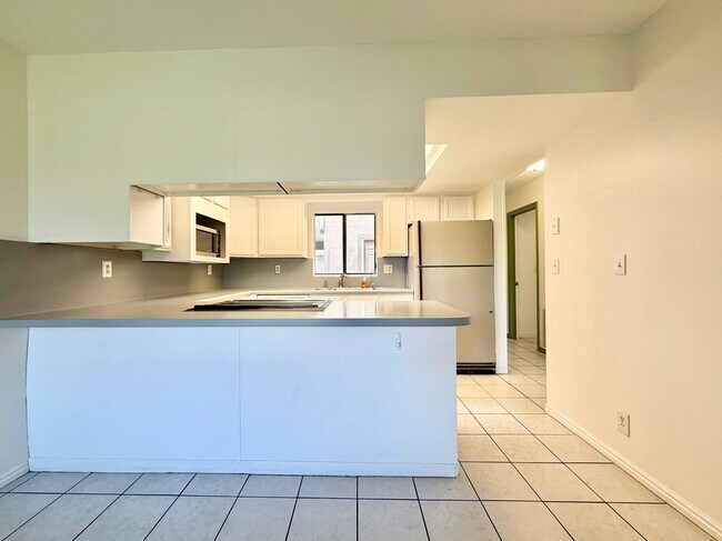 Photo - 8758 Oak Park Cir