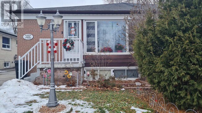 Photo - 124 Overture Rd