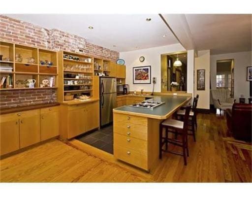 Photo - 18 Sunset St Unit 3