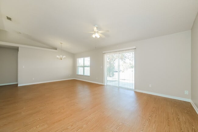 Photo - 11838 Foxglove Dr