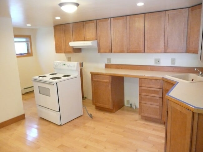 Building Photo - LO-37 Spring St. Newmarket, NH Unit 37 A Spring St.