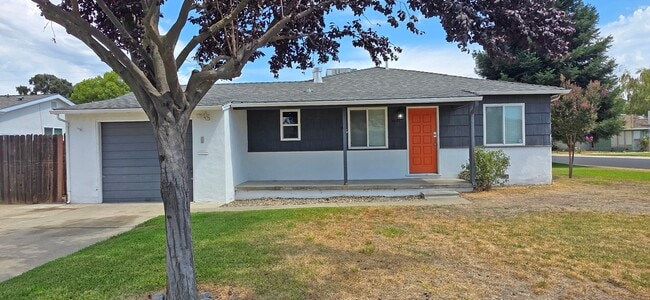 Building Photo - 1021 Buckeye Dr Rental