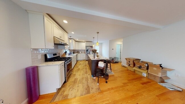 Photo - 28 Woodruff Ave