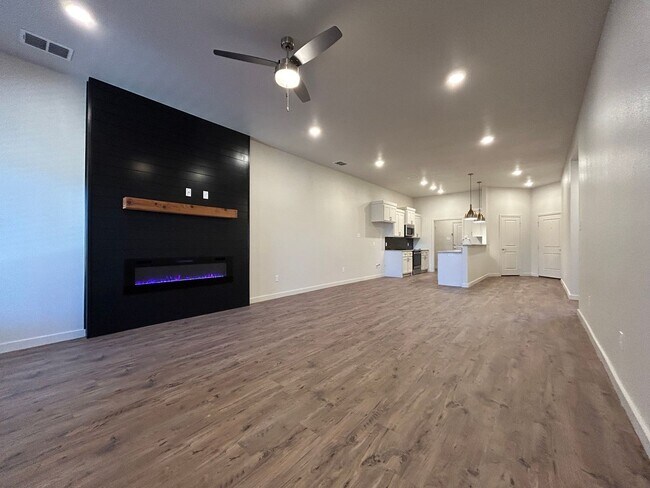 Photo - 7008 40th St Unit B