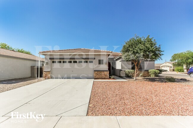 1526 W St Kateri Dr